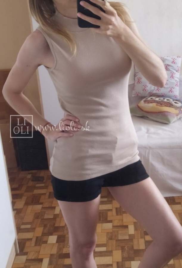 Top so stojáčikom ABBY béžový