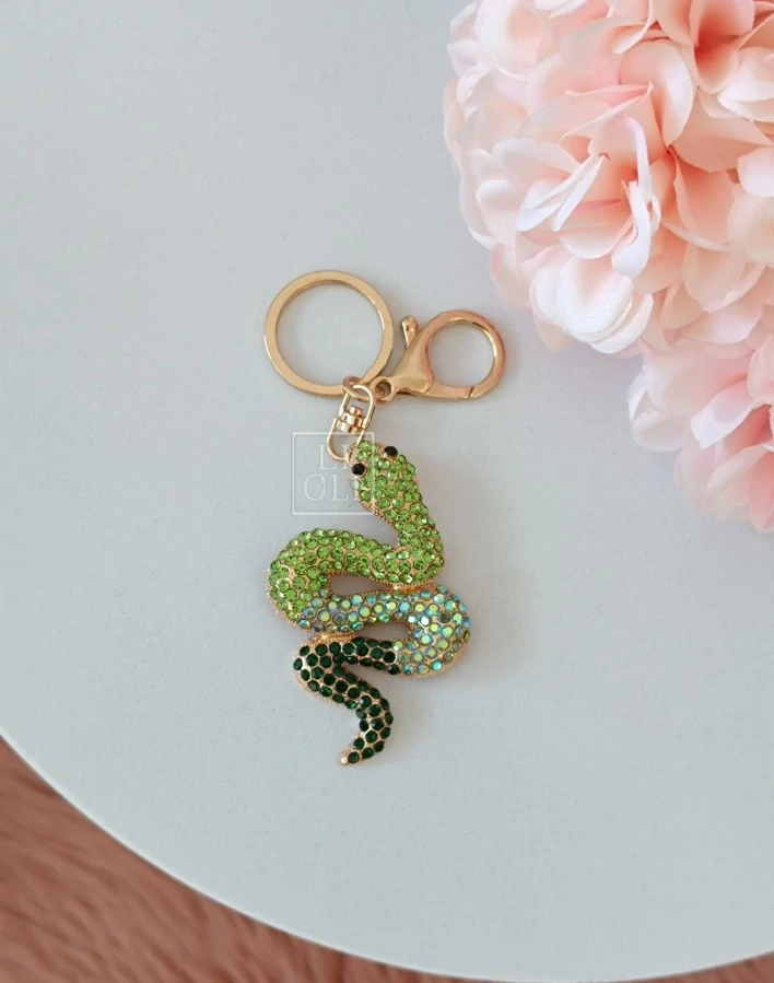 Dámska kľúčenka s príveskom Snake green