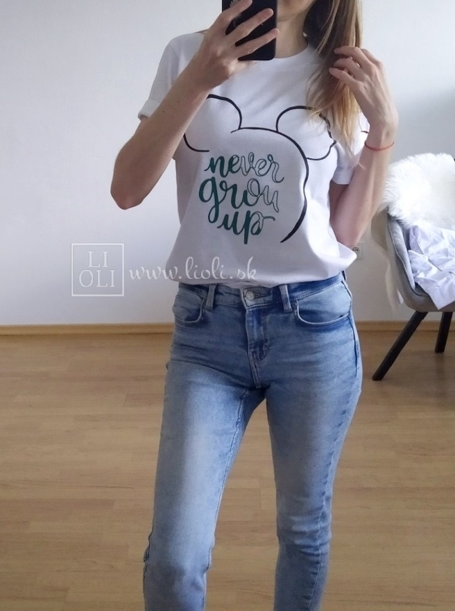 Dámske biele tričko s nápisom Never grow up