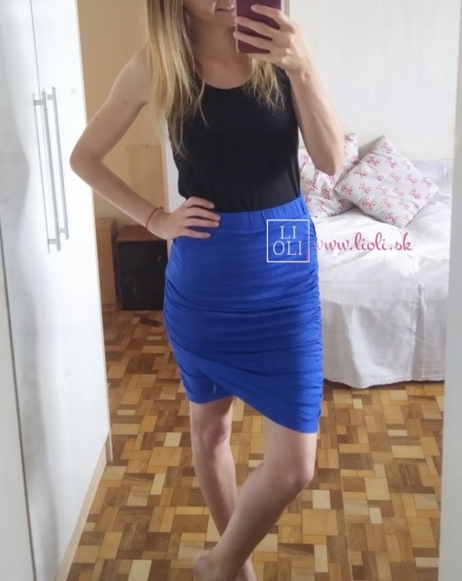 Elegantná sukňa s nariasením modrá