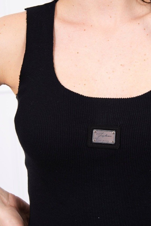 Basic čierny top na ramienka FASHION