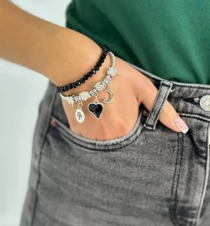 Set dvoch dámskych náramkov s príveskami Silver Heart black