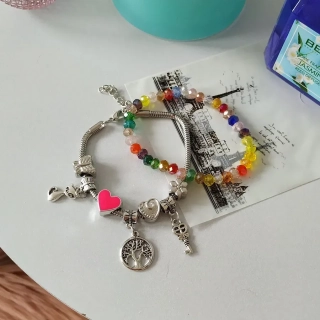 Set dvoch dámskych náramkov s príveskami Silver Love