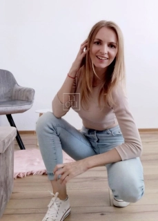 Dámsky crop top s 3/4 rukávom béžový