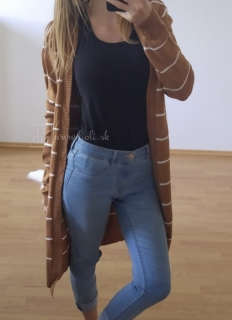 Páskovaný pletený sveter DUNI camel