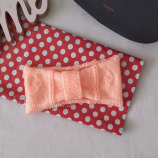 Dámska pletená handmade čelenka Apricot collection