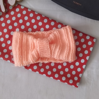 Dámska pletená handmade čelenka Apricot collection